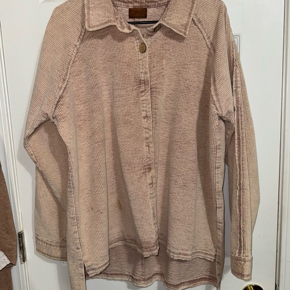 POL Beige Corduroy Button-Up Shacket - Picture 2 of 6